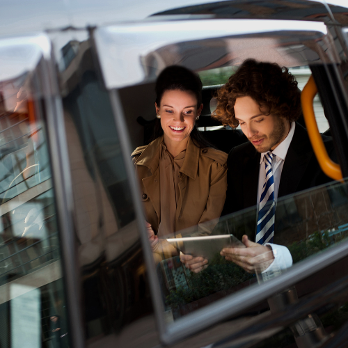 Book Your Croydon Taxi Quickly with Our SnugRide App
